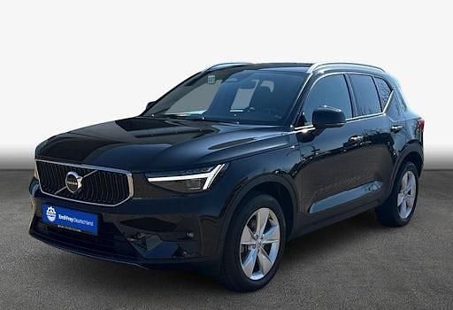 Gebraucht Volvo XC40 Core 163 PS (119 kW) 2024 Schwarz SUV