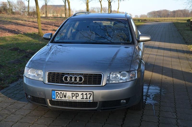 Gebraucht Audi A4 131 PS (96 kW) 2002 Grau Kombi