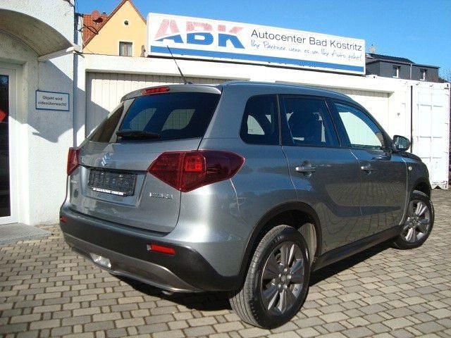 Używany Suzuki Vitara 111 KM (81 kW) 2019 Szary SUV