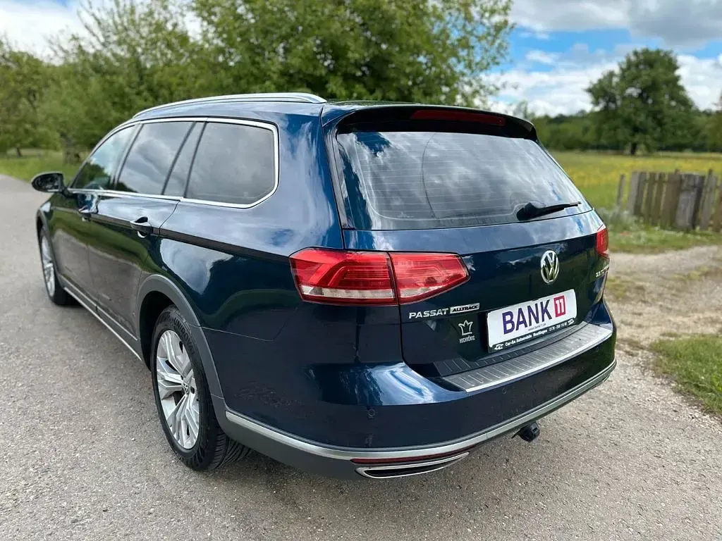 Gebraucht VW Passat Alltrack 190 PS (139 kW) 2017 Blau Kombi