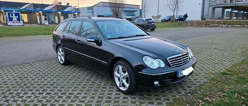 Gebraucht Mercedes C280 231 PS (169 kW) 2005 Schwarz Kombi
