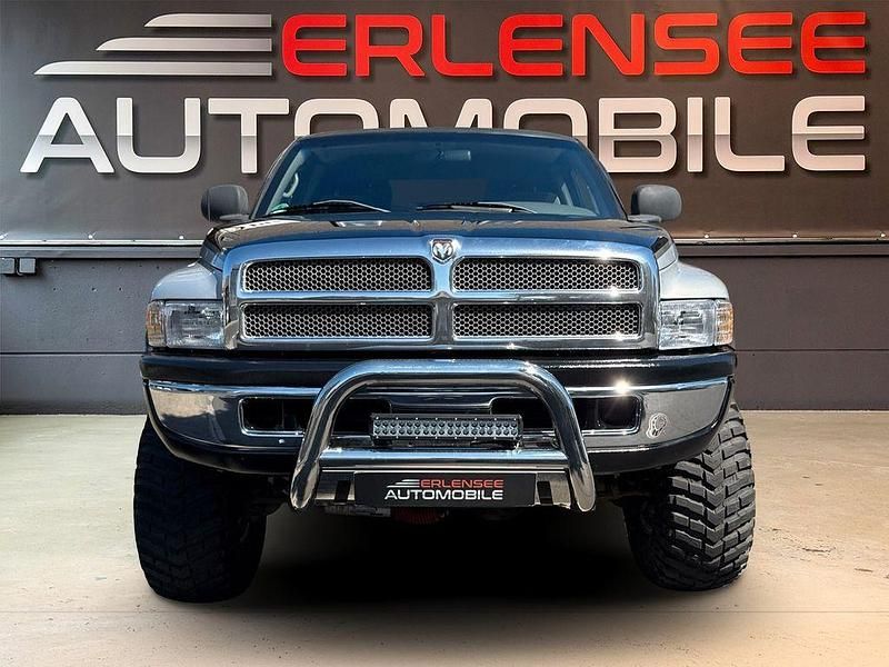 Silber Gebraucht 1998 Dodge Ram Abholung | 24.490 € - Bild 1/4