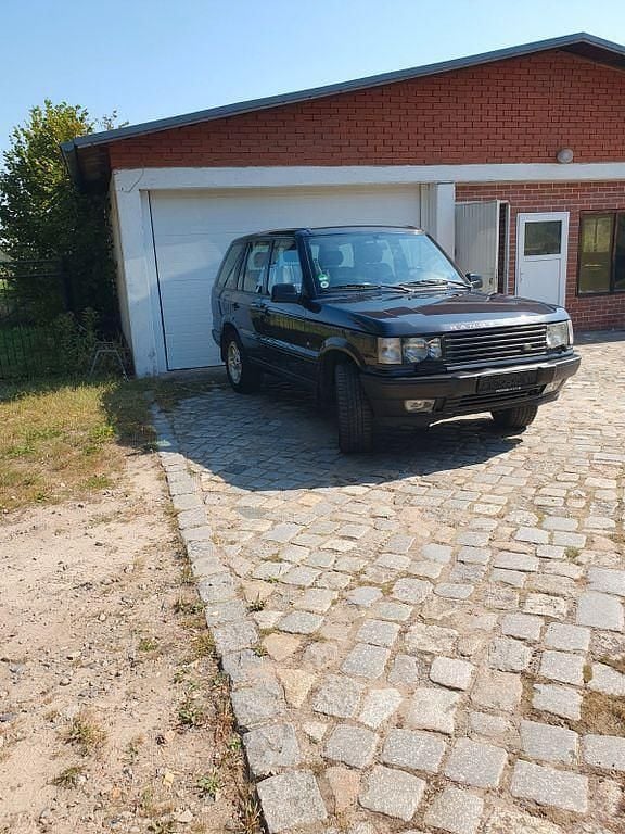 Grau Gebraucht 1999 Land Rover Range Rover HSE SUV | 12.500 € (Superpreis) - Bild 1/4