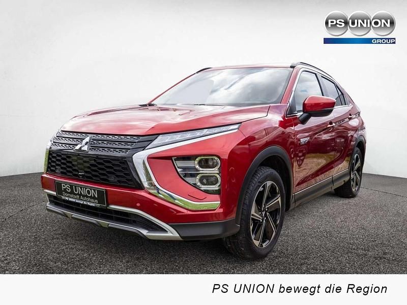 Rot Gebraucht 2022 Mitsubishi Eclipse Plus SUV | 23.980 € (Etwas zu teuer) - Bild 1/4
