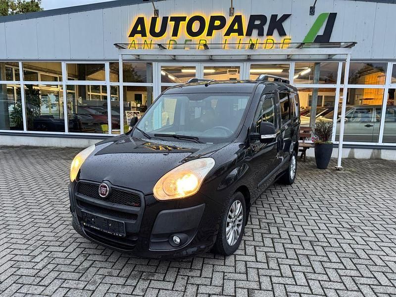Schwarz Gebraucht 2011 Fiat Doblò Emotion Van / Kleinbus | 3.990 € (Guter Preis) - Bild 1/4