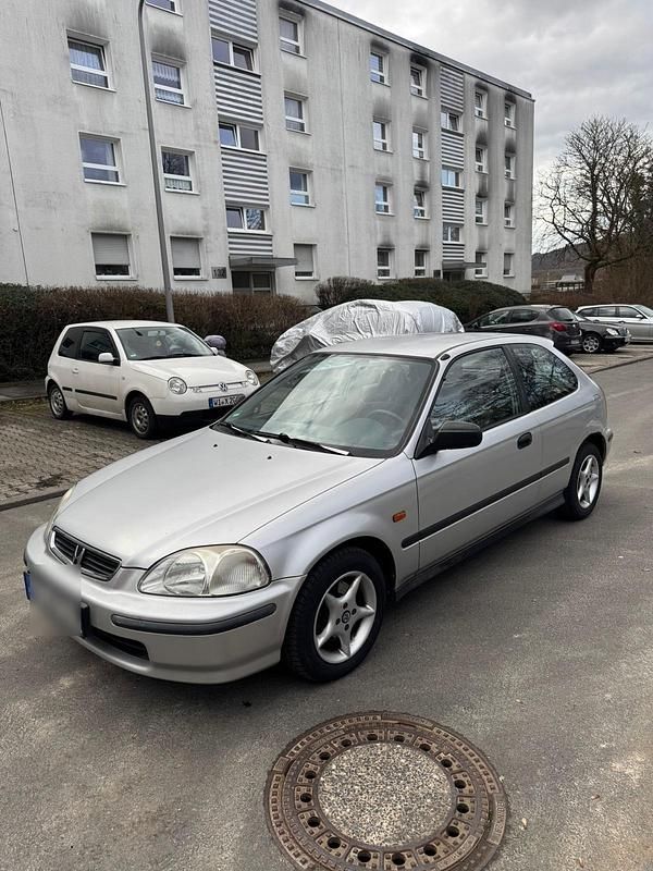 Gebraucht Honda Civic 75 PS (55 kW) 1998 Silber Kleinwagen