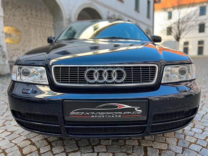 Gebraucht Audi S4 Performance 265 PS (194 kW) 1998 Blau Kombi