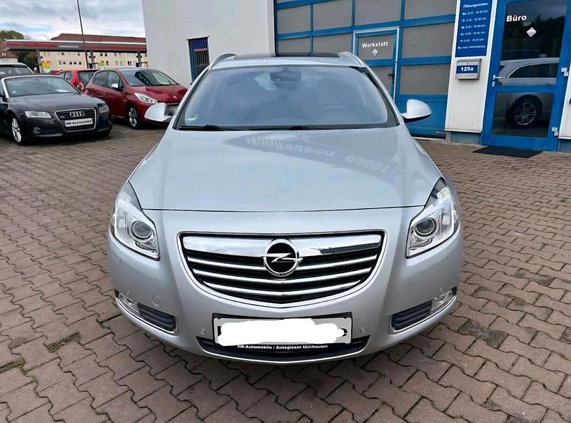 Gebraucht Opel Insignia Edition 220 PS (161 kW) 2011 Silber Kombi