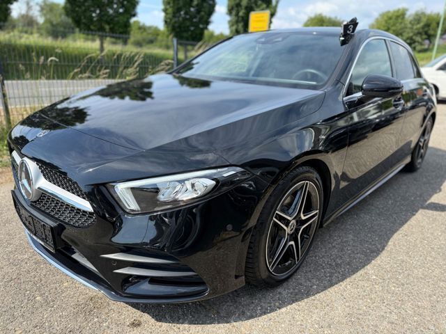 Schwarz Gebraucht 2020 Mercedes A200 AMG line Limousine | 29.790 € (Fairer Preis) - Bild 1/4