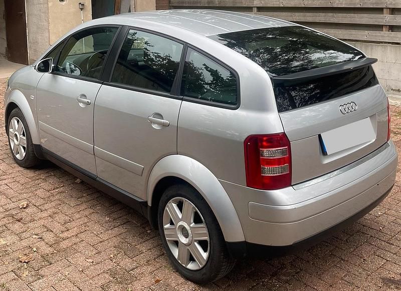 Gebraucht Audi A2 75 PS (55 kW) 2004 Silber Kleinwagen