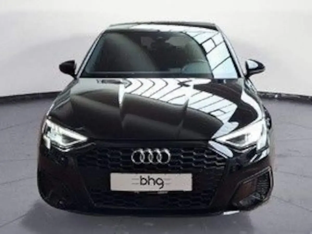 Gebraucht Audi A3 Advanced Plus 150 PS (110 kW) 2024 Schwarz Limousine