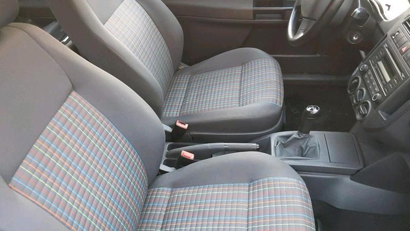 Gebraucht VW Polo 60 PS (44 kW) 2007 Blau Kleinwagen