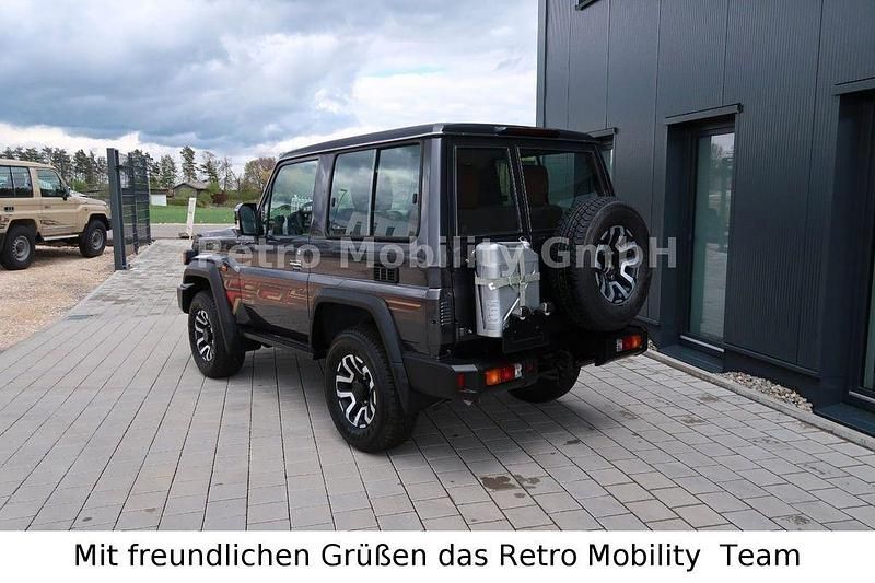 Neu Toyota Land Cruiser 228 PS (167 kW) 2025 Weiß SUV
