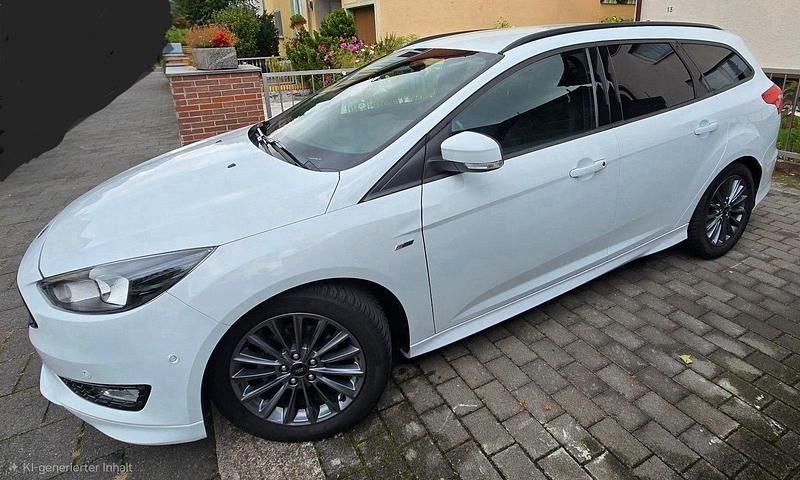 Weiß Gebraucht 2018 Ford Focus ST-Line Kombi | 8.000 € (Superpreis) - Bild 1/4