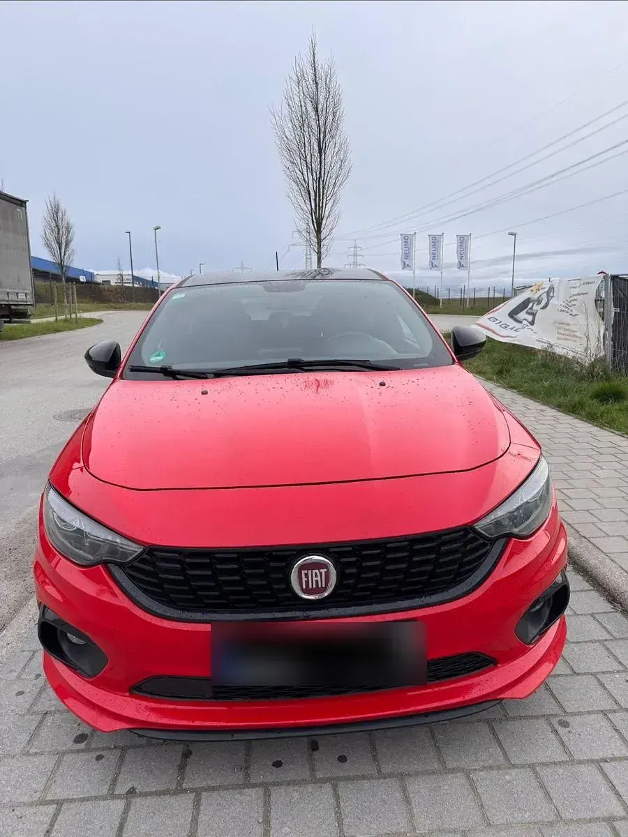Gebraucht Fiat Tipo S 120 PS (88 kW) 2020 Rot Kombi