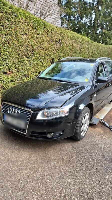 Schwarz Gebraucht 2005 Audi A4 Kombi | 6.999 € (Teuer) - Bild 1/4