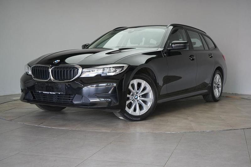 Gebraucht BMW 320 Advantage 190 PS (139 kW) 2021 Schwarz Kombi