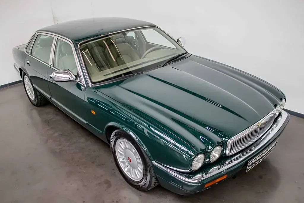 Gebraucht Jaguar XJ12 311 PS (228 kW) 1995 Grün Limousine