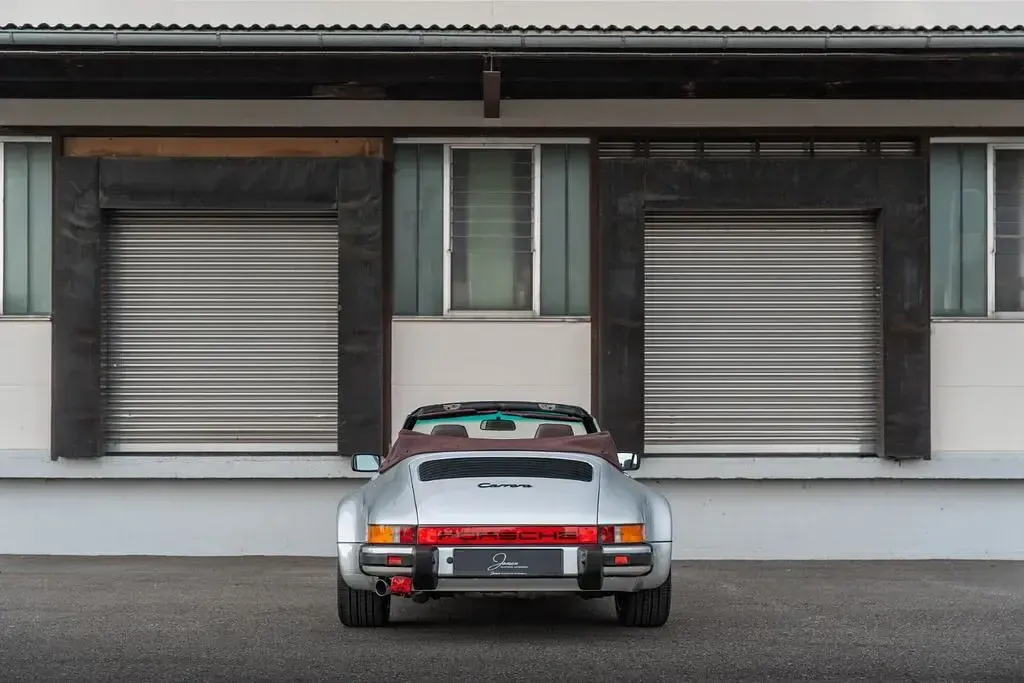 Gebraucht Porsche 911 Carrera Cabriolet 231 PS (169 kW) 1985 Silber Cabrio