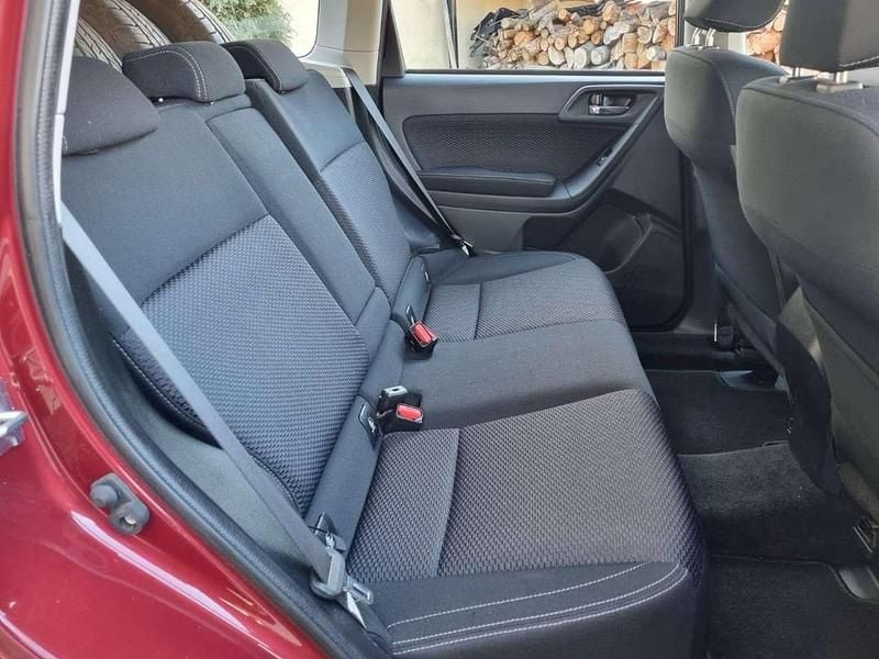 Gebraucht Subaru Forester Exclusive+ 150 PS (110 kW) 2018 Rot SUV