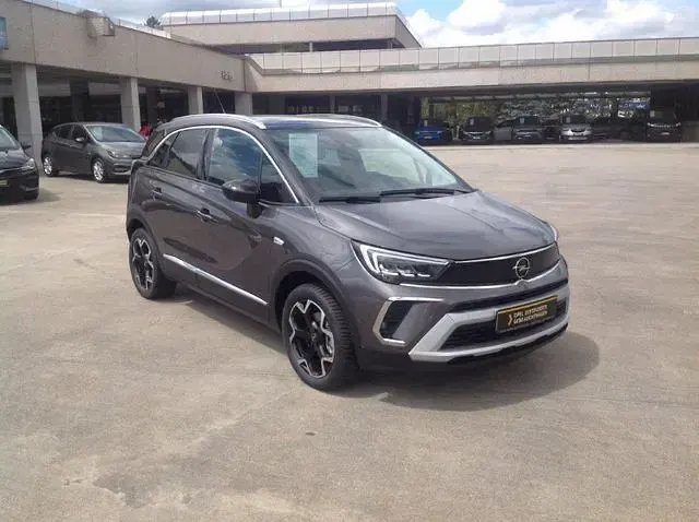 Second-hand Opel Crossland X Ultimate 131 CP (96 kW) 2022 Gri SUV