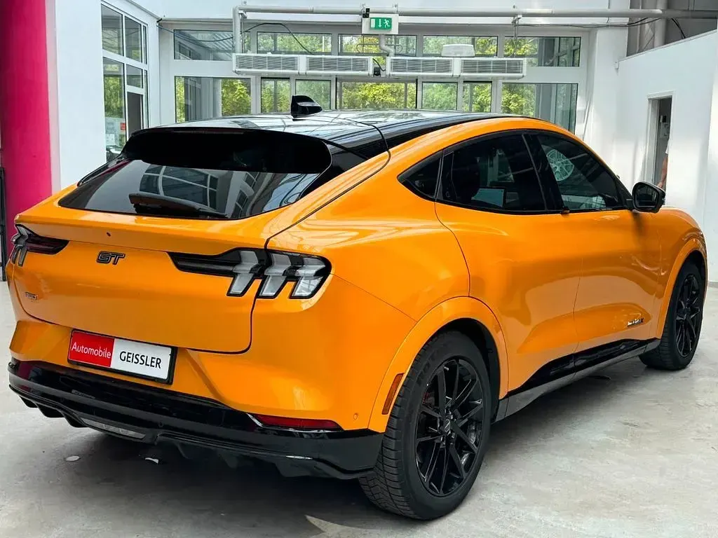 Gebraucht Ford Mustang Mach-E GT 358 kW (487 PS) 2022 Gelb SUV
