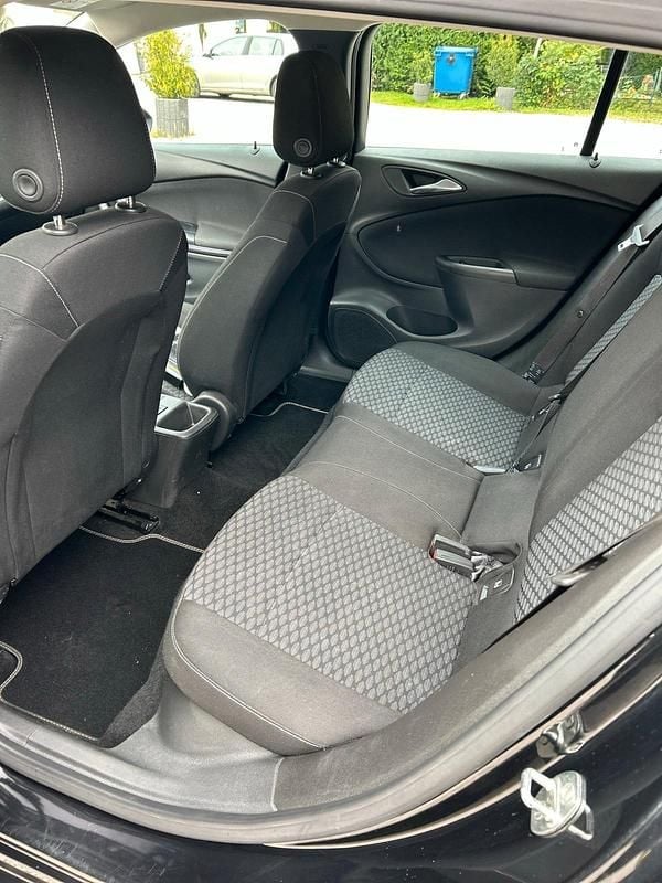 Gebraucht Opel Astra Business 110 PS (80 kW) 2016 Schwarz Kombi