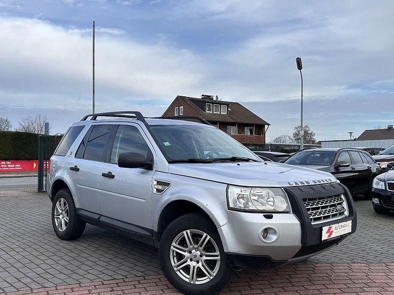Silber (silber) Gebraucht 2009 Land Rover Freelander 2 SUV | 5.900 € (Teuer) - Bild 1/4