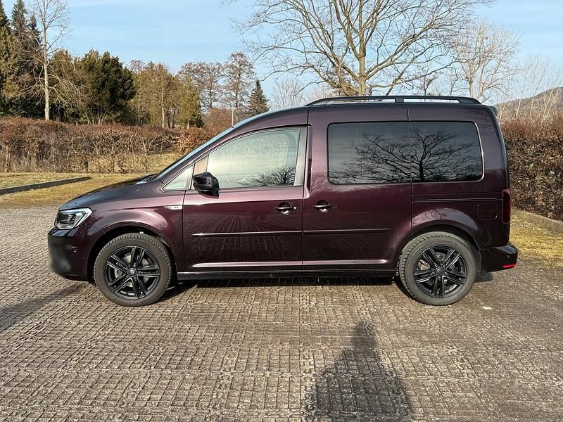 Gebraucht VW Caddy 102 PS (75 kW) 2020 Andere farben Van / Kleinbus