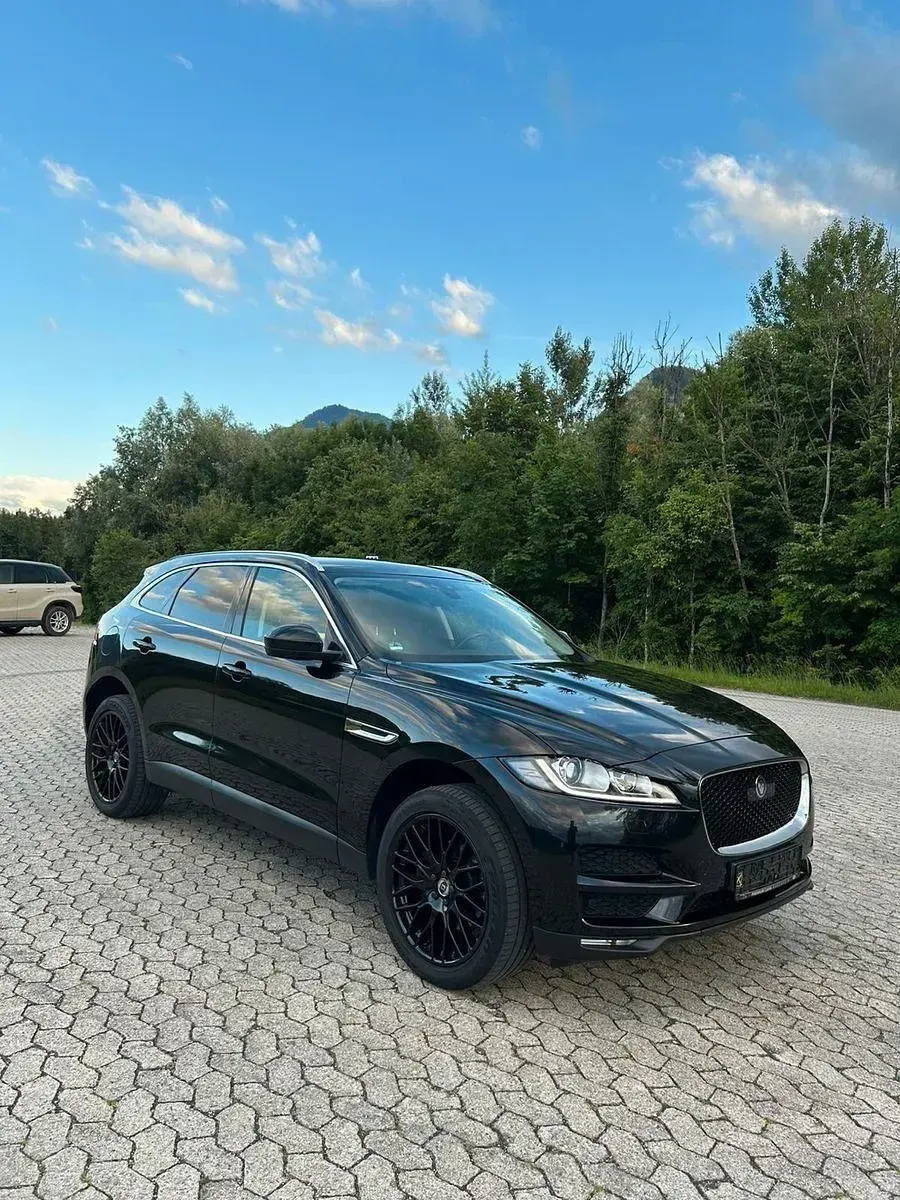 Gebraucht Jaguar F-Pace Prestige 241 PS (177 kW) 2019 Schwarz SUV
