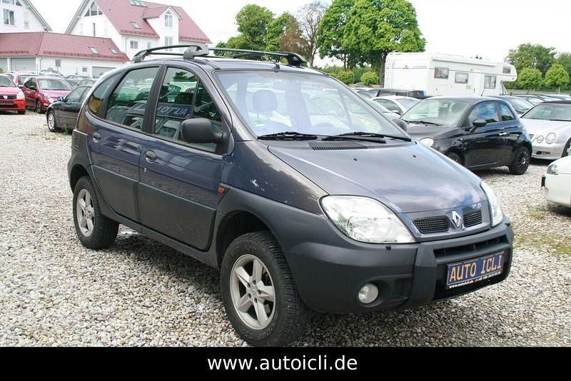 Używany Renault Scénic Luxe 139 KM (102 kW) 2000 Niebieski Minivan