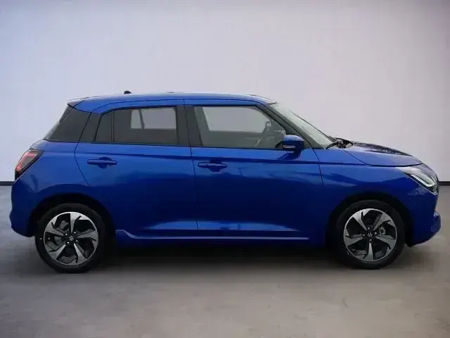 Neu Suzuki Swift Comfort+ 83 PS (61 kW) 2026 Pearl super black Kleinwagen