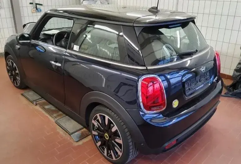 Occasion Mini Cooper SE 135 kW (184 ch) 2023 Noir Citadine