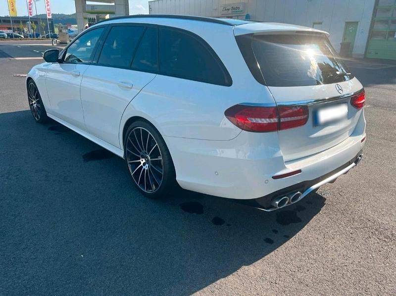 Gebraucht Mercedes E350 Avantgarde 256 PS (188 kW) 2017 Weiß Kombi