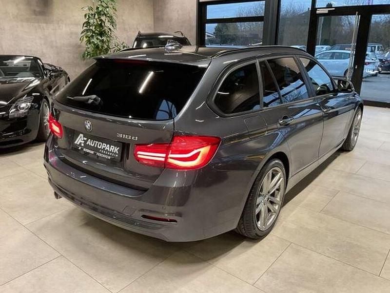 Gebraucht BMW 318 Advantage 155 PS (114 kW) 2016 Grau Kombi