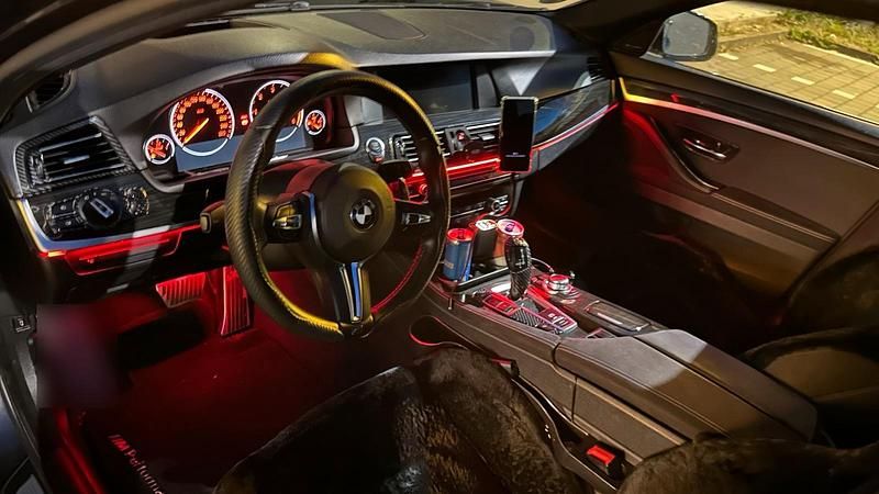 Gebraucht BMW 520 M Sport 184 PS (135 kW) 2014 Grau Limousine