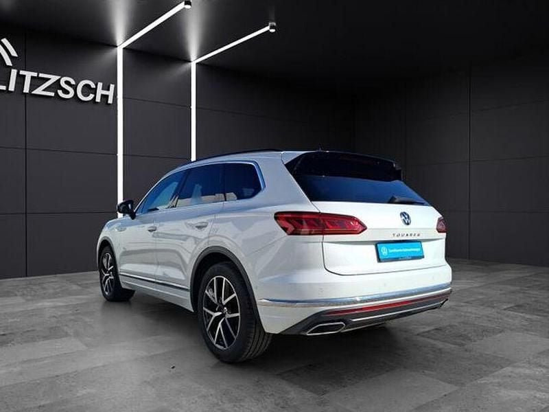 Gebraucht VW Touareg Elegance 286 PS (210 kW) 2023 Weiß SUV