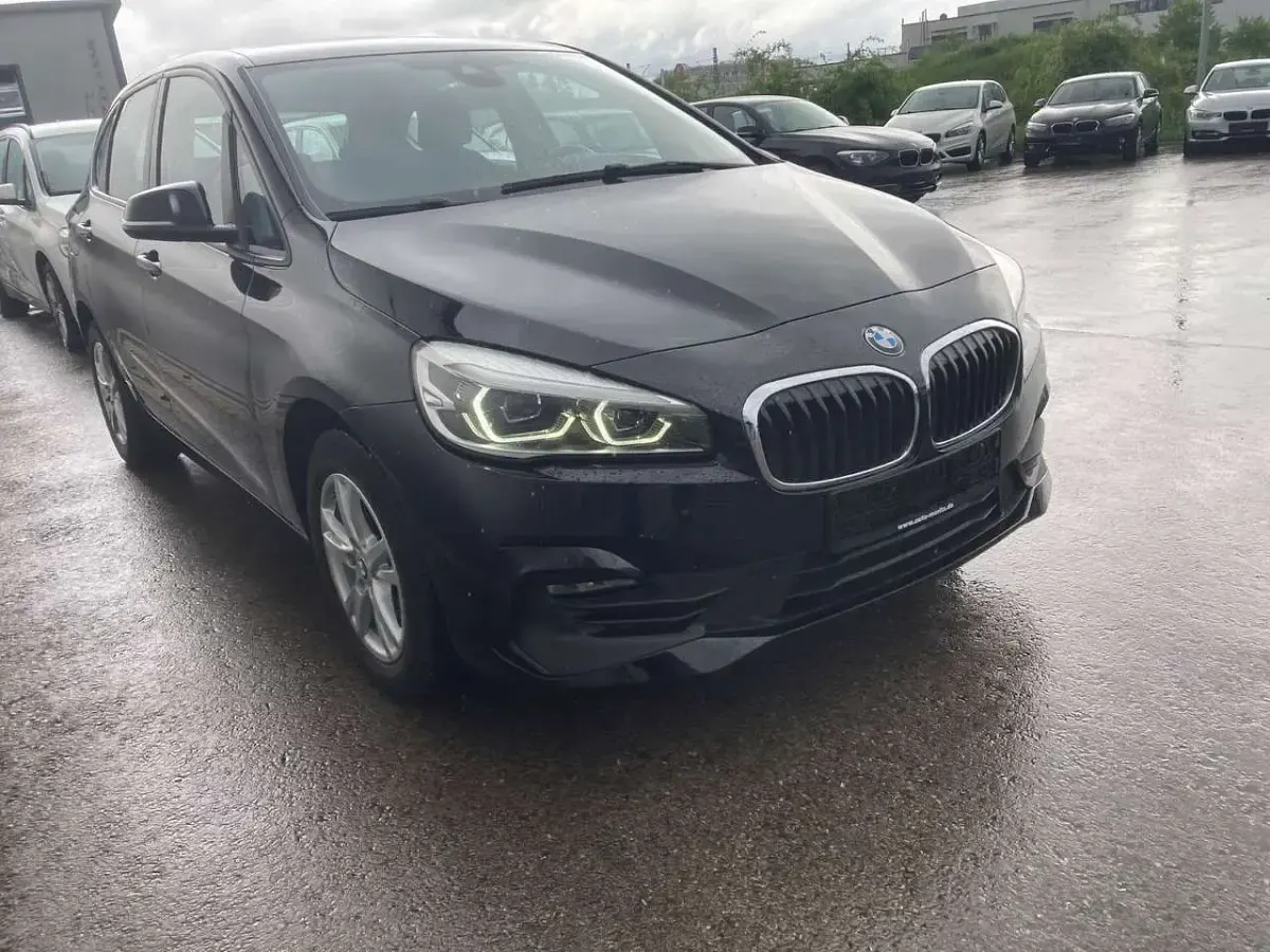 Gebraucht BMW 218 Sport Line 140 PS (102 kW) 2018 Schwarz ii Van / Kleinbus