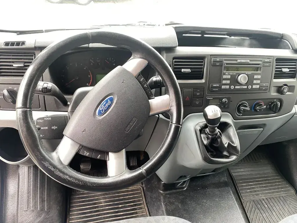 Używany Ford Transit 140 KM (102 kW) 2008 Biały Minivan