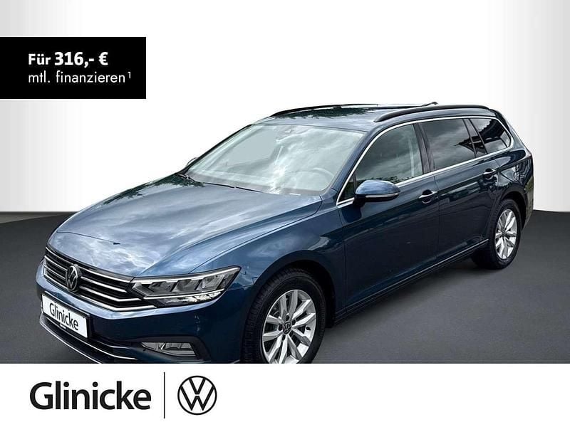 Aquamarinblau metallic Gebraucht 2023 VW Passat Business Kombi | 24.170 € (Guter Preis) - Bild 1/1