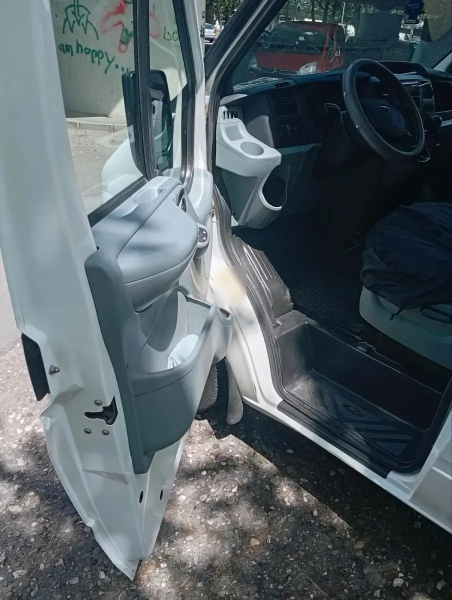 Gebraucht Ford Transit 101 PS (74 kW) 2014 Weiß Van / Kleinbus