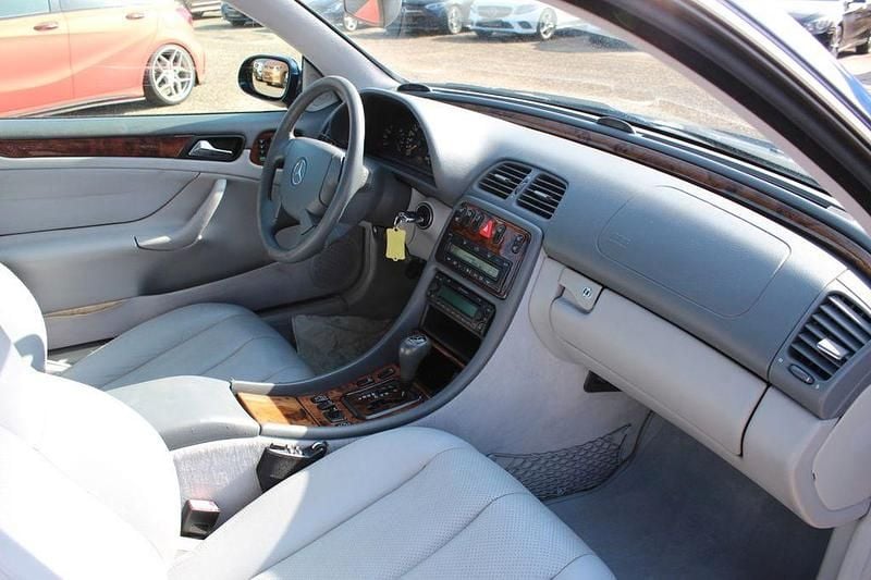 Gebraucht Mercedes CLK430 Elegance 279 PS (205 kW) 1999 Azurite blue  metallic Coupé