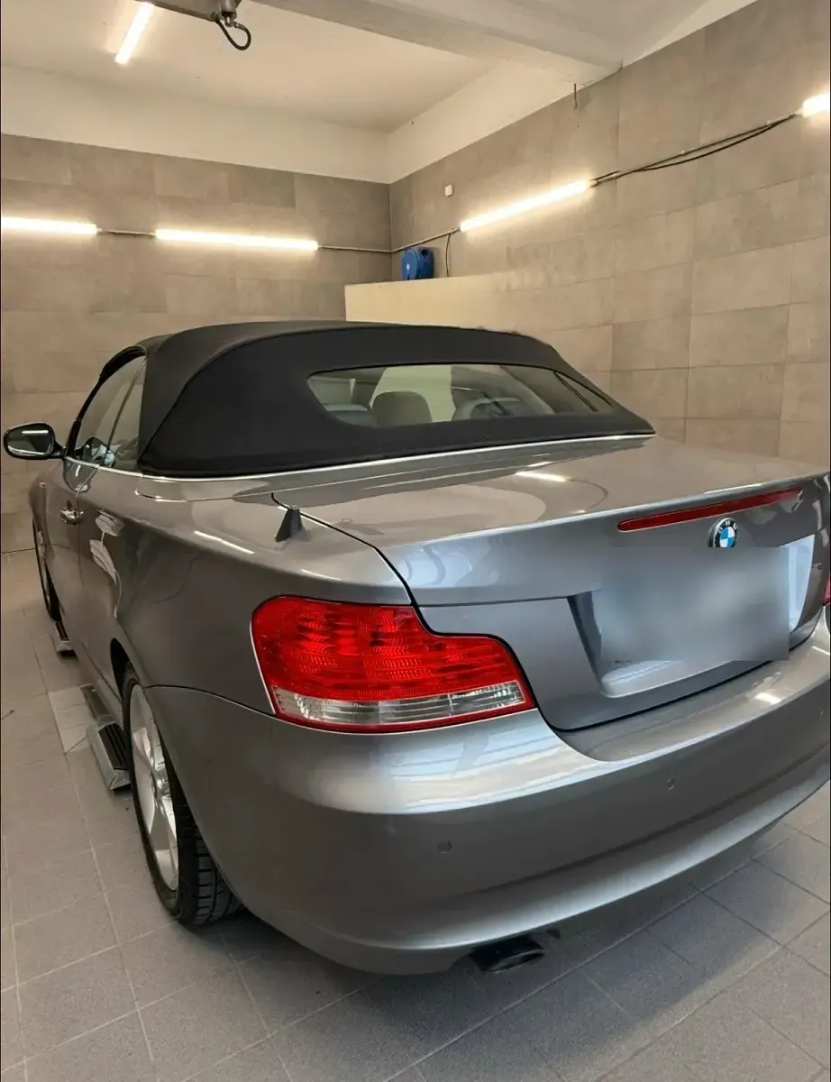 Gebraucht BMW 120 204 PS (150 kW) 2010 Grau Kleinwagen
