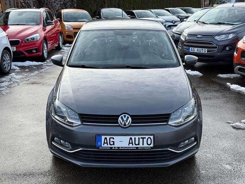 Gebraucht VW Polo Comfortline 90 PS (66 kW) 2015 Pepper grey metallic Kleinwagen