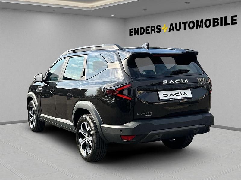 Neu Dacia Bigster Expression 109 PS (80 kW) 2026 Schwarz SUV