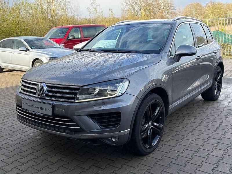 Gebraucht VW Touareg 340 PS (250 kW) 2014 Canyon grey metallic SUV