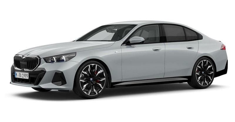 Grau Gebraucht 2025 BMW 540 Shadowline Limousine | 71.335 € (Superpreis) - Bild 1/4