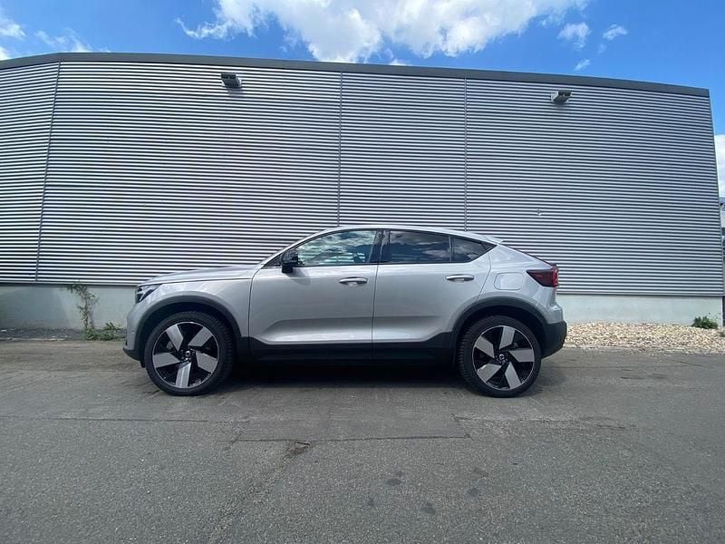 Silber Gebraucht 2023 Volvo EC40 Ultimate SUV | 32.800 € (Superpreis) - Bild 1/4