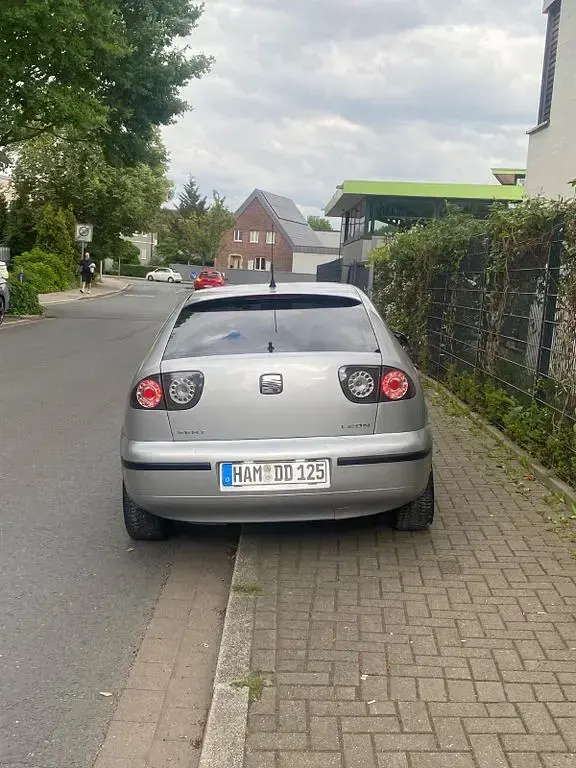 Gebraucht Seat Leon 143 PS (105 kW) 2003 Silber Kleinwagen