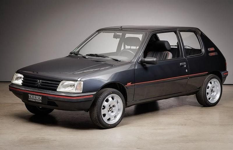 Grau Gebraucht 1991 Peugeot 205 GTi Kleinwagen | 9.800 € - Bild 1/4
